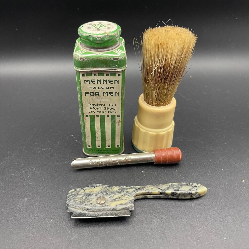 Vintage Mennen Talcum For Men Green & White Striped Tin Shaving Accessories